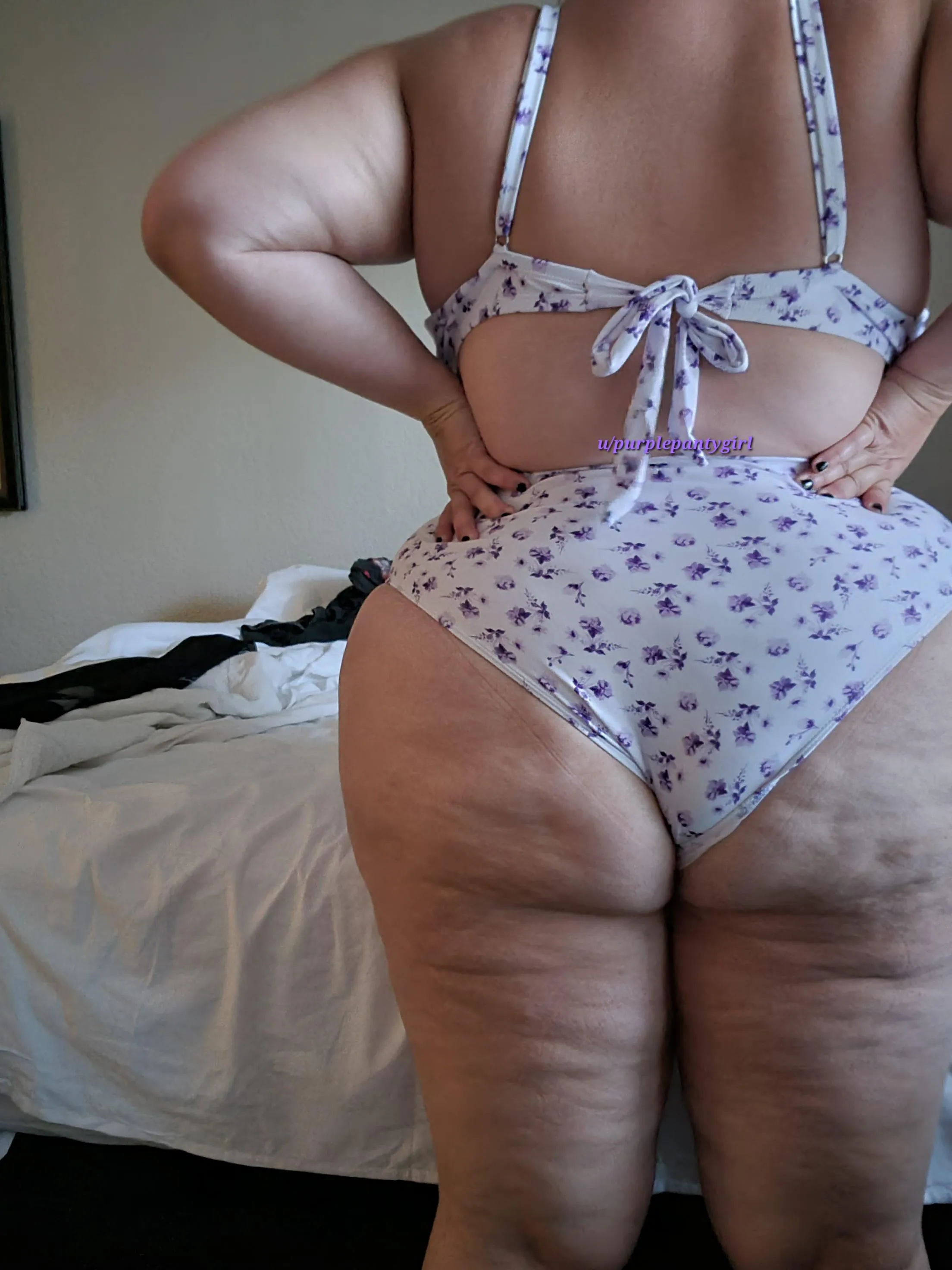 Come on vacation with me 🏖with my new GRWM Florida folder 👙🚿💜 voyeur style undress & shower videos uploading ⬆️ $30 promo for ALL FOLDERS in my portfolio drive 📂