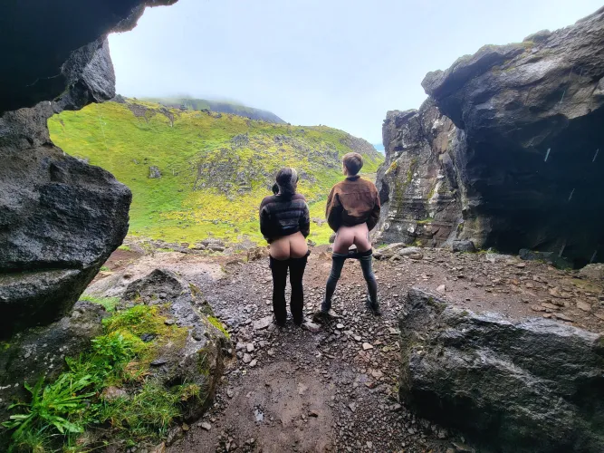 🌈Good morning!✨ Nurture your spirit today! Iceland vacation day 4💕 Check it all out at cyriis.org Tip $50 for all the exclusive vacation content at cash.app/$littlerosexo