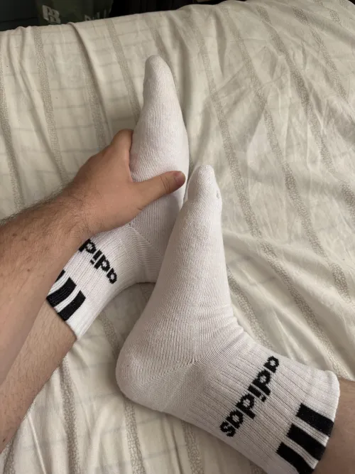 Goodnight 😴💤 🦶🧦