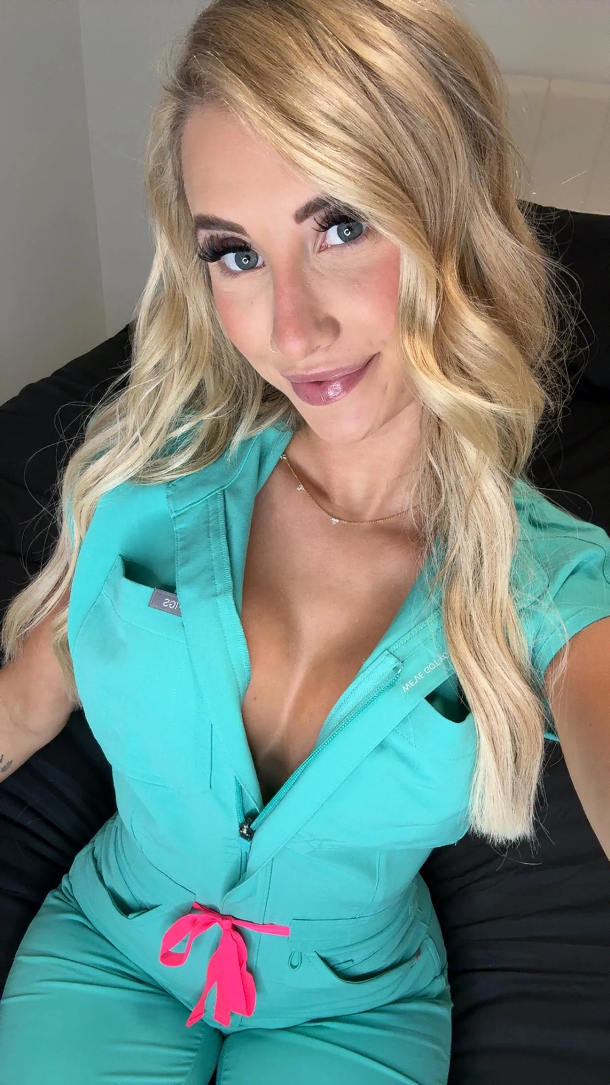 If I were your nurse, would creampie me after your appointment?