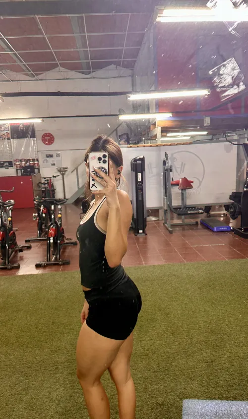 My favorite workout? Getting pinned down after leg day.