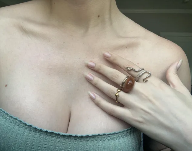 Of course I’m braless in a tube top!