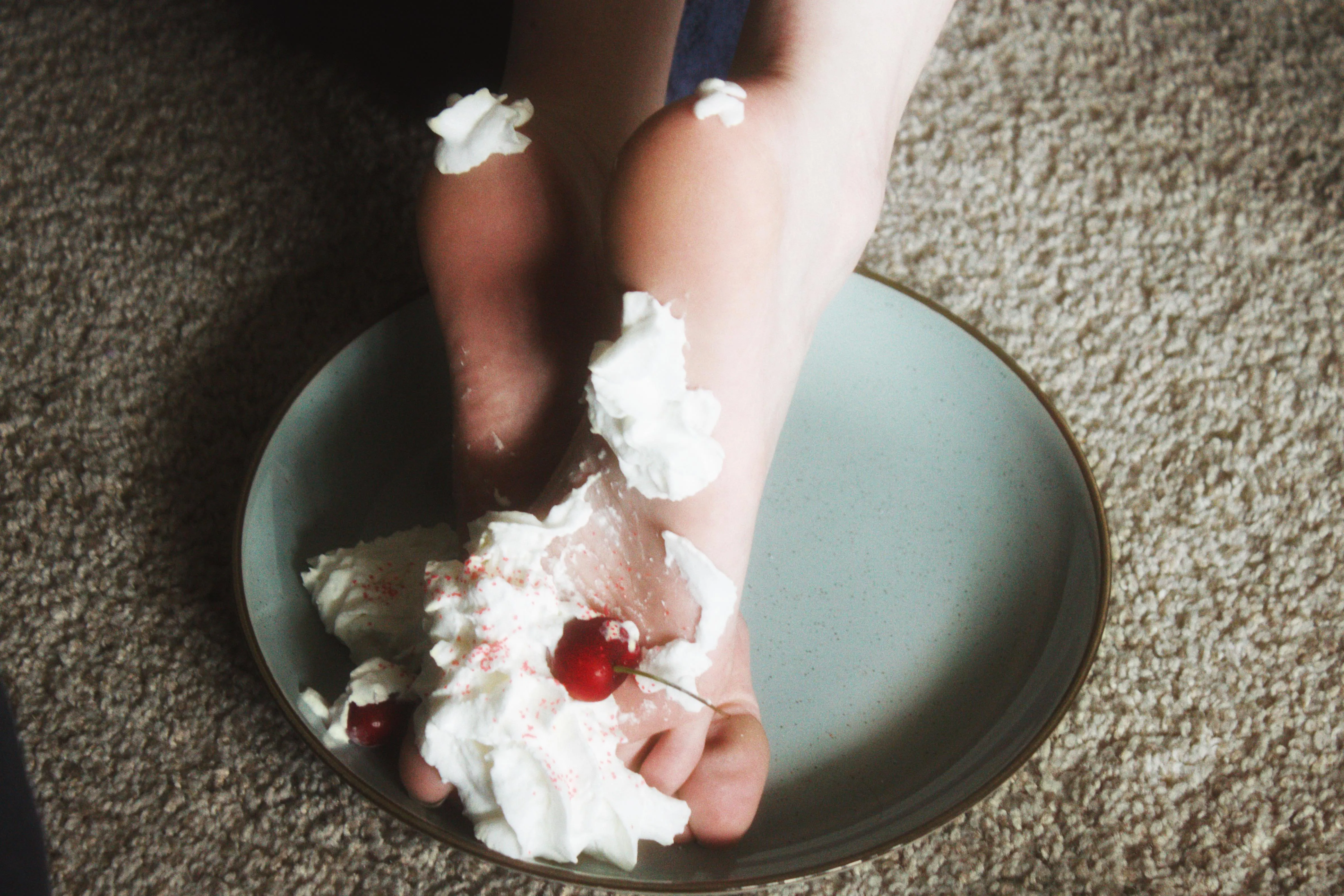 Testing the waters with my first foot post 🍦