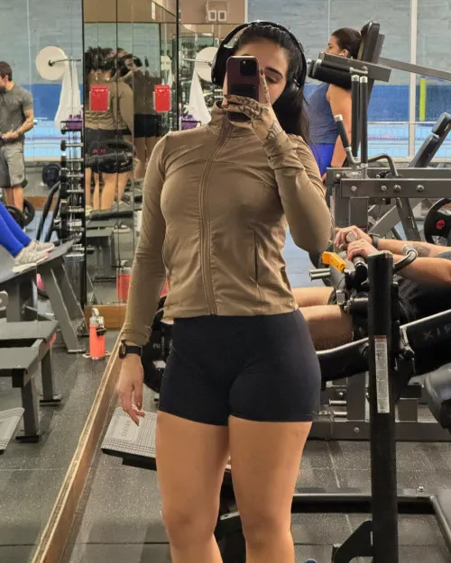 Wanna workout with me