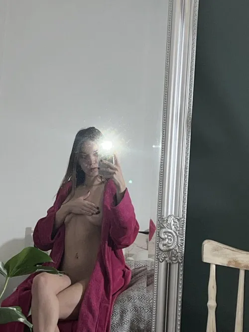 Want to meet some hot mature guy and have a private fun