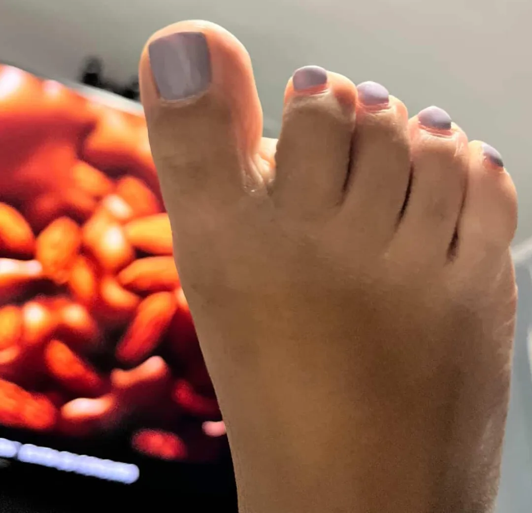 You have These Tiny feet with these tiny toes, THIS close to You. How weak are you