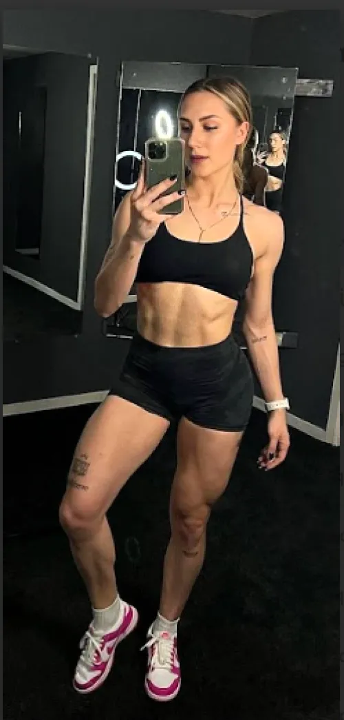 your average fit babe..