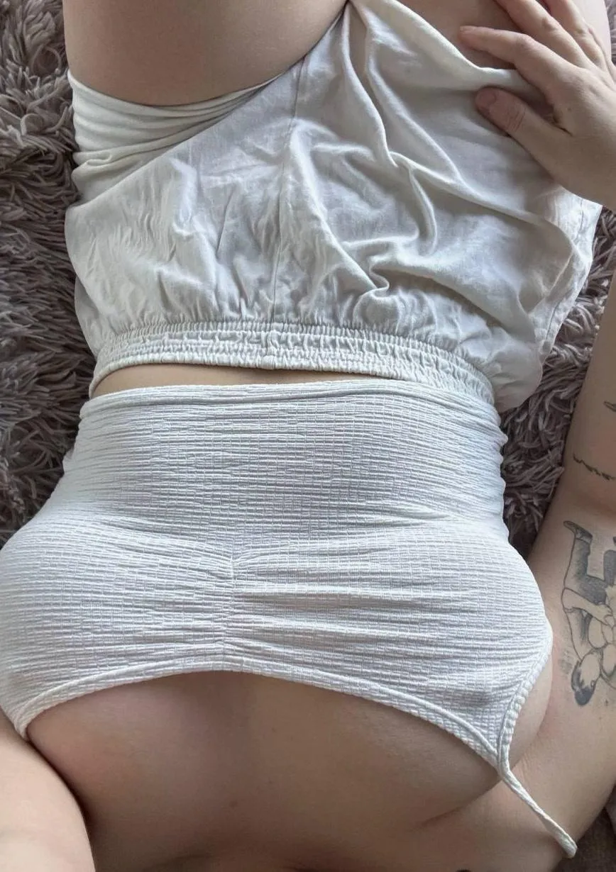 716 I'm wet, are you?