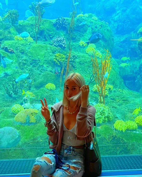 [B4D]20yo college girl looking for her daddy