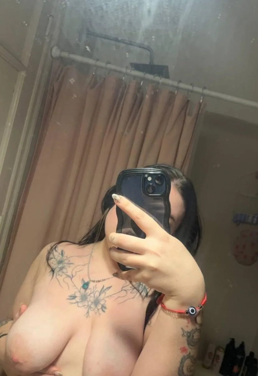 Chubby mom bod is all that you need ;)