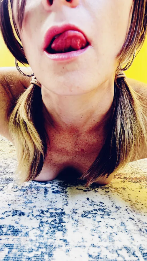 Do you like the freckles across my body?