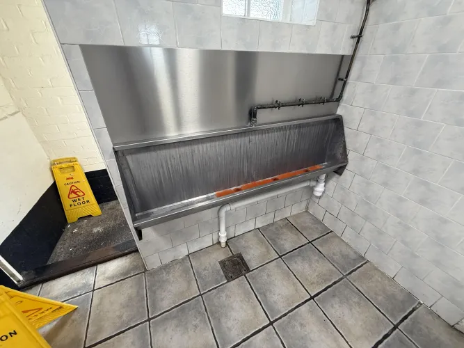 Found this at a busy restaurant called kings head in Deal