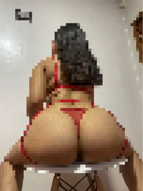 Go ahead, beta.. zoom in, worship every pixel. You know that’s all you’re good for