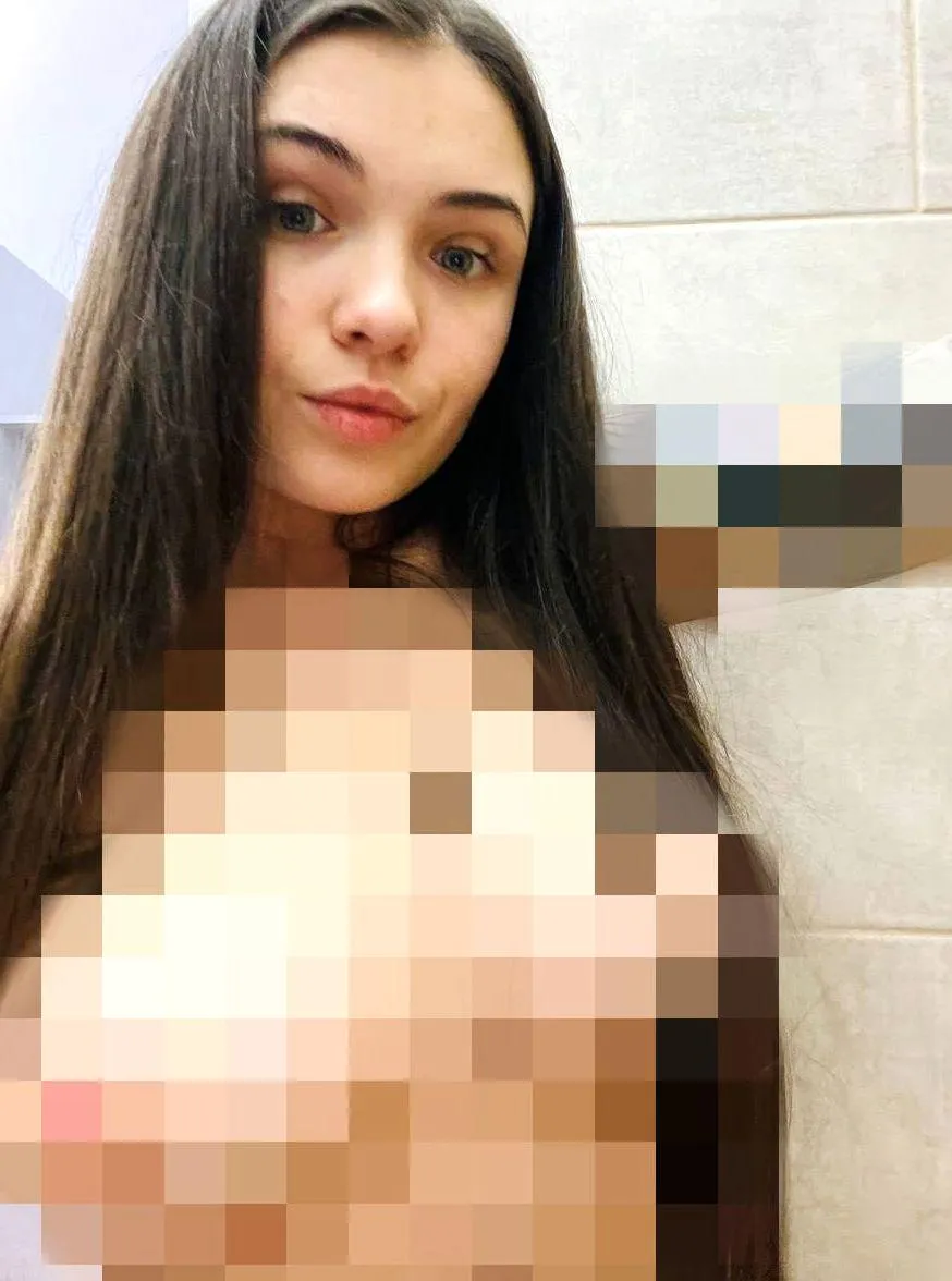 I'm sure if a girl like me knocked on your door naked - you wouldn't open it because you'd be scared like a true beta loser.