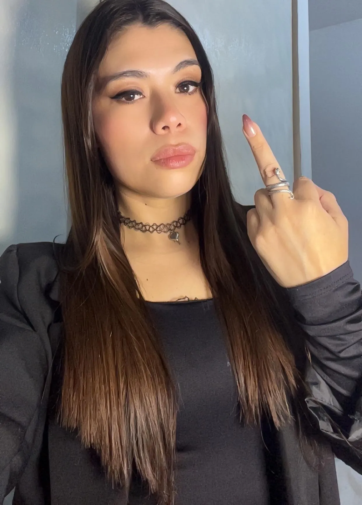 Look this finger loser