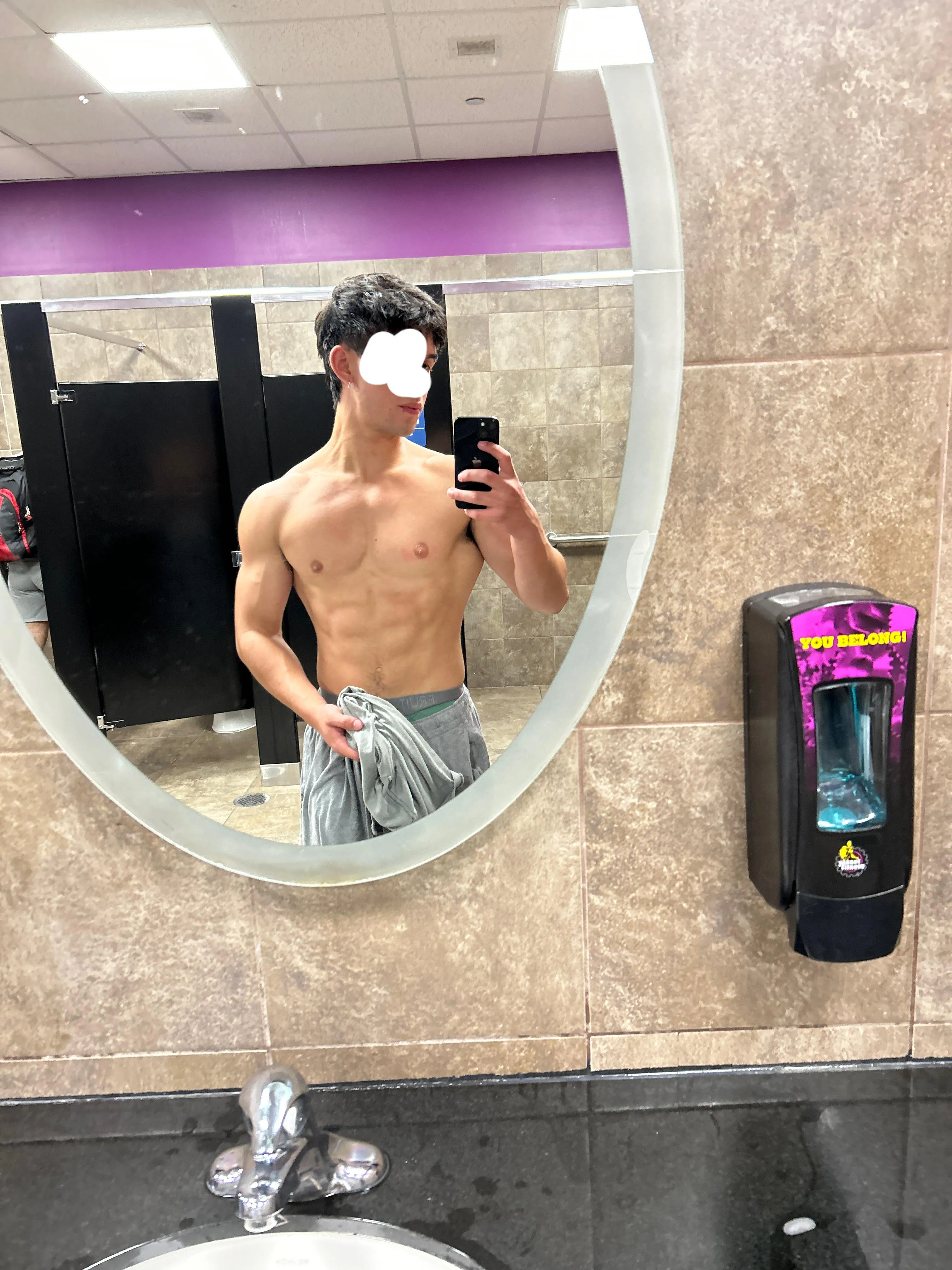 Male 19 bridgewater looking for girl