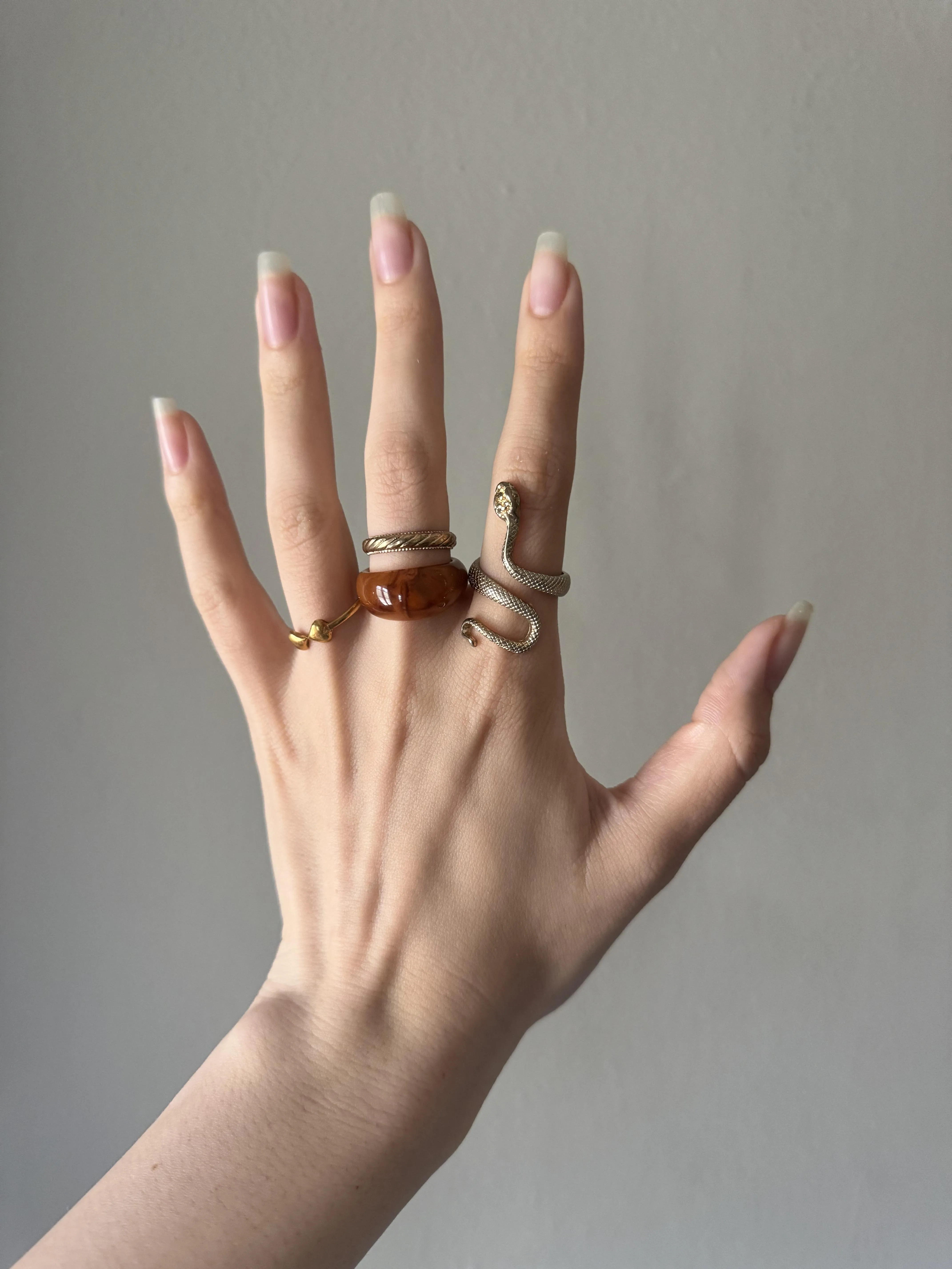 Natural grippers command your attention