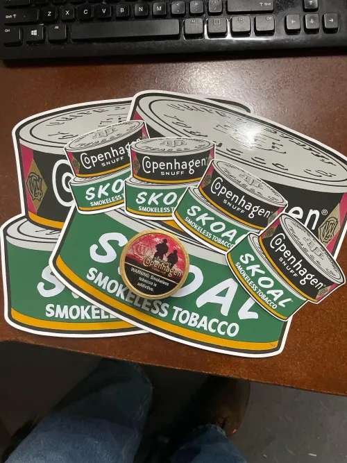 Some old school Copenhagen / Skoal decals