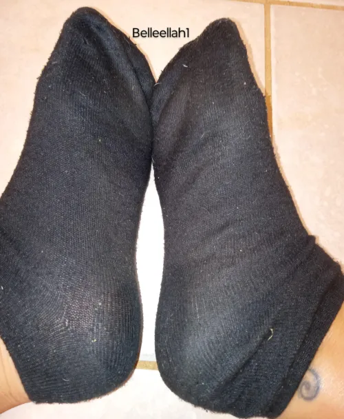 These 10 day socks have seen a lot of sweaty outside work, and they are smelly! Message me to claim
