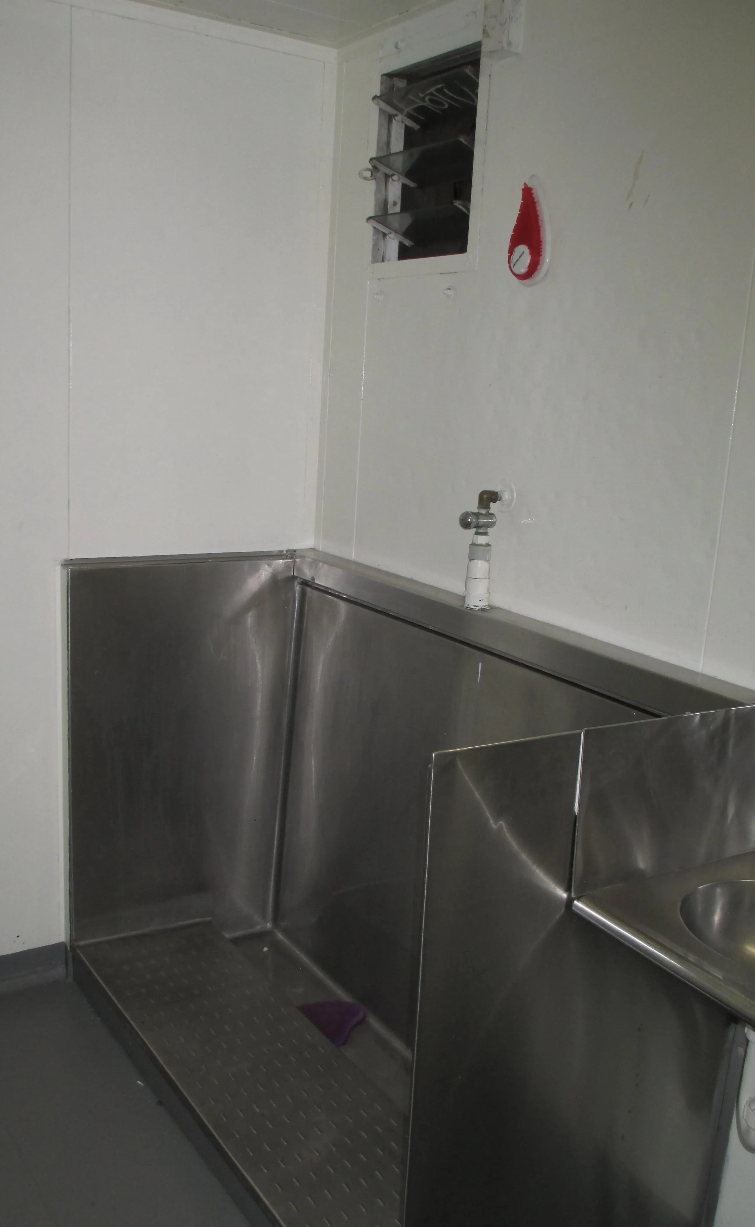 Trough: Rarotonga, Cook Islands