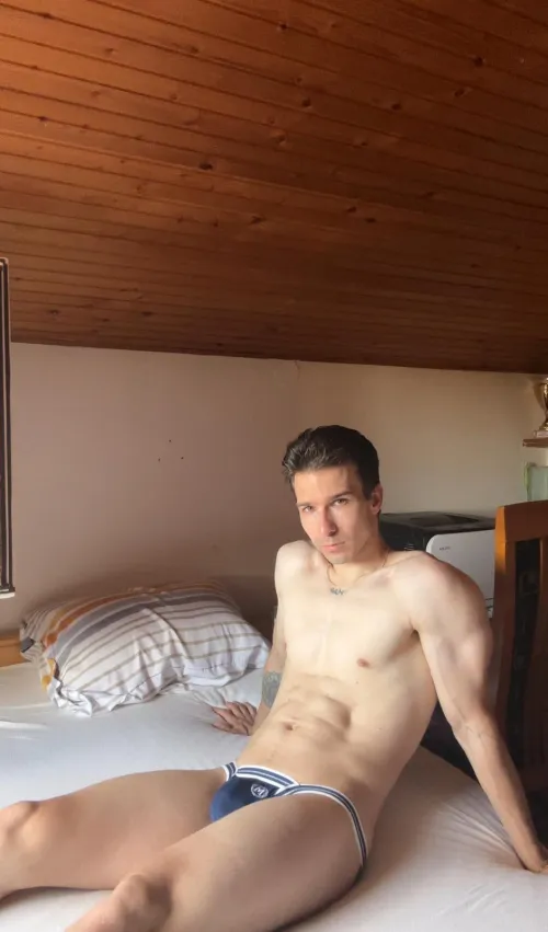 Your fav twunk is waiting for you