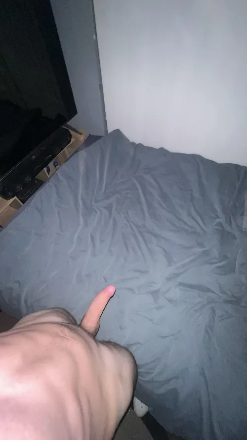 19m gf out for the night who wanna help