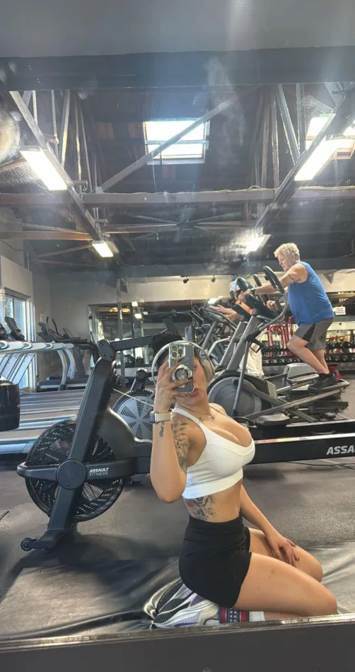 did glutes today, they will bounce on ur cock soo well