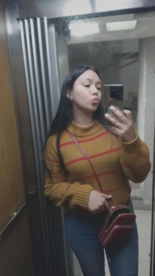 Effortless looks start with the right pair of blue jeans