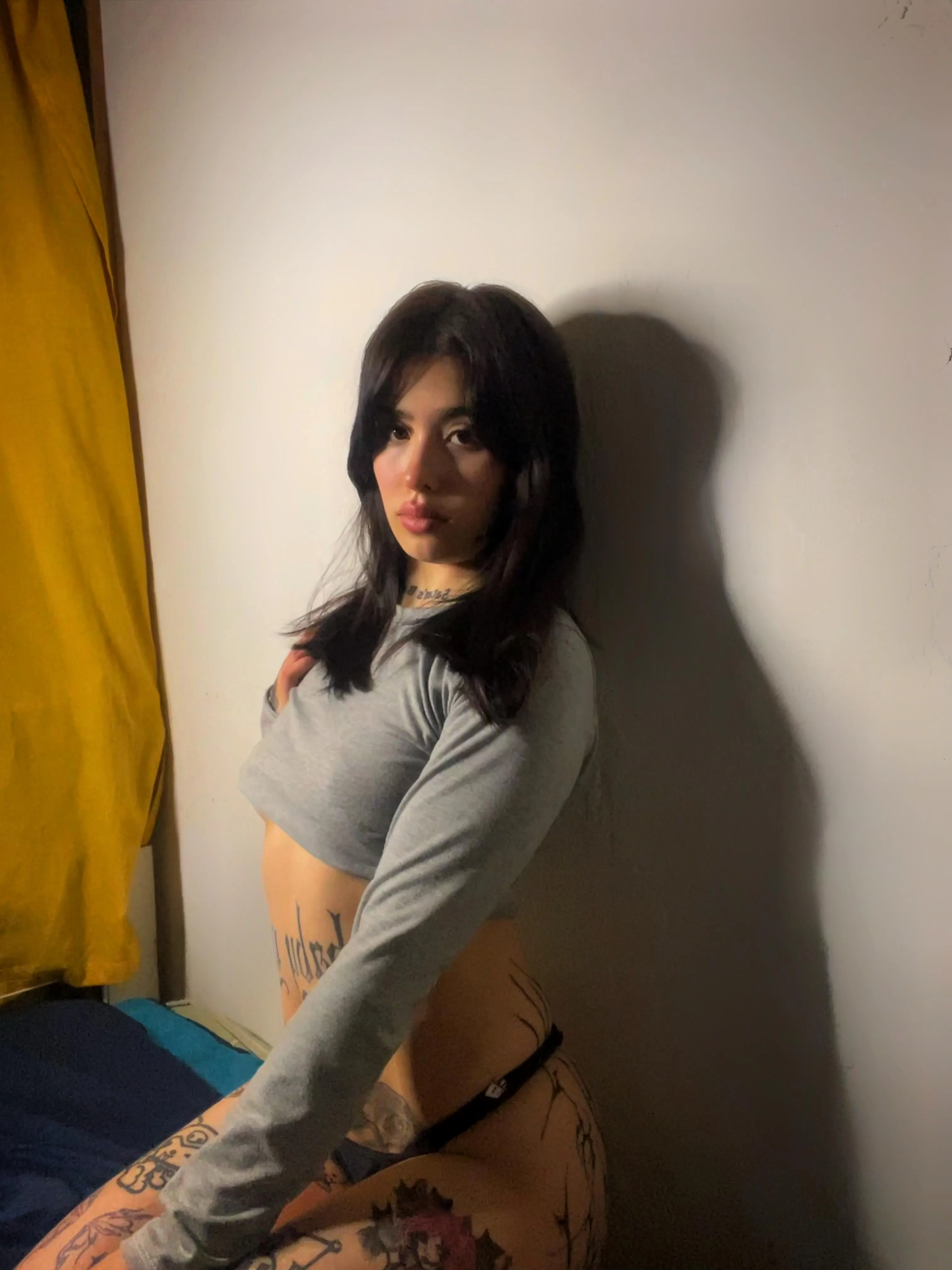 envie de taquiner quelqu’un par messages... j’ai 19 ans et aucun filtre