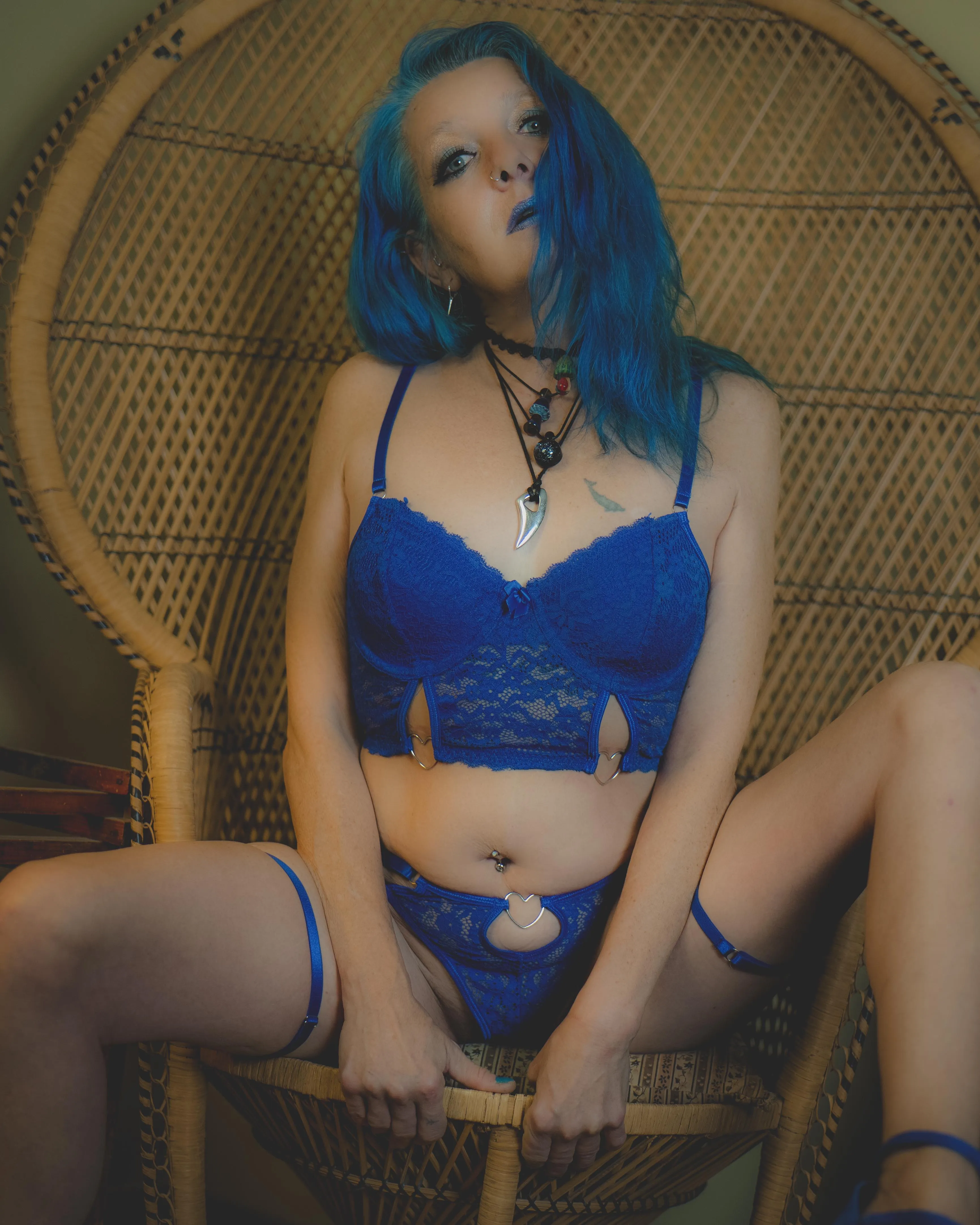 I really love when my outfit matches my hair