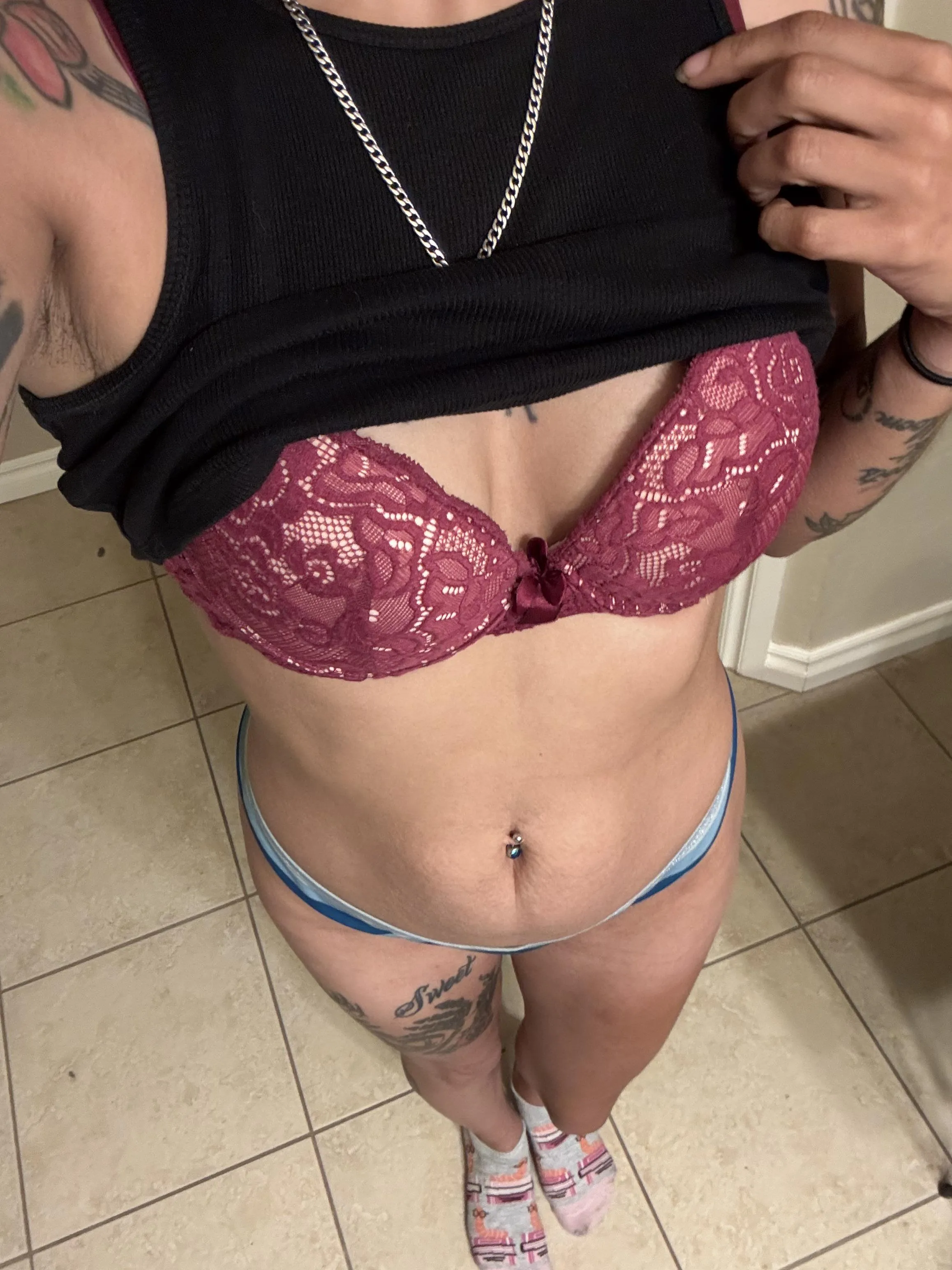 I’d this acceptable to wear to bed?