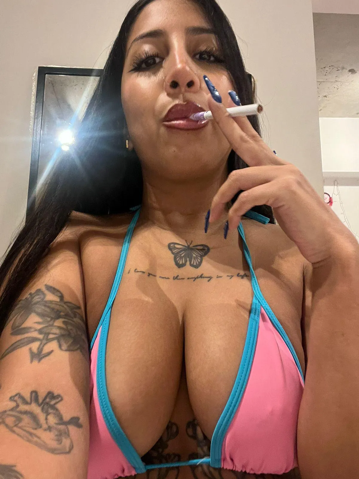 Let me ride u while i smoke 🥵🥵🥵