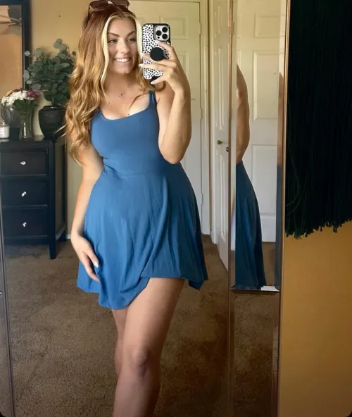 Megan Taylor, legs for days!