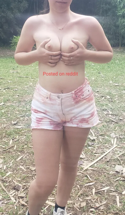 Pic of a topless hike a while back 😉