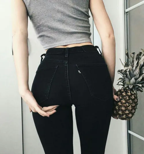 Showing us what she got