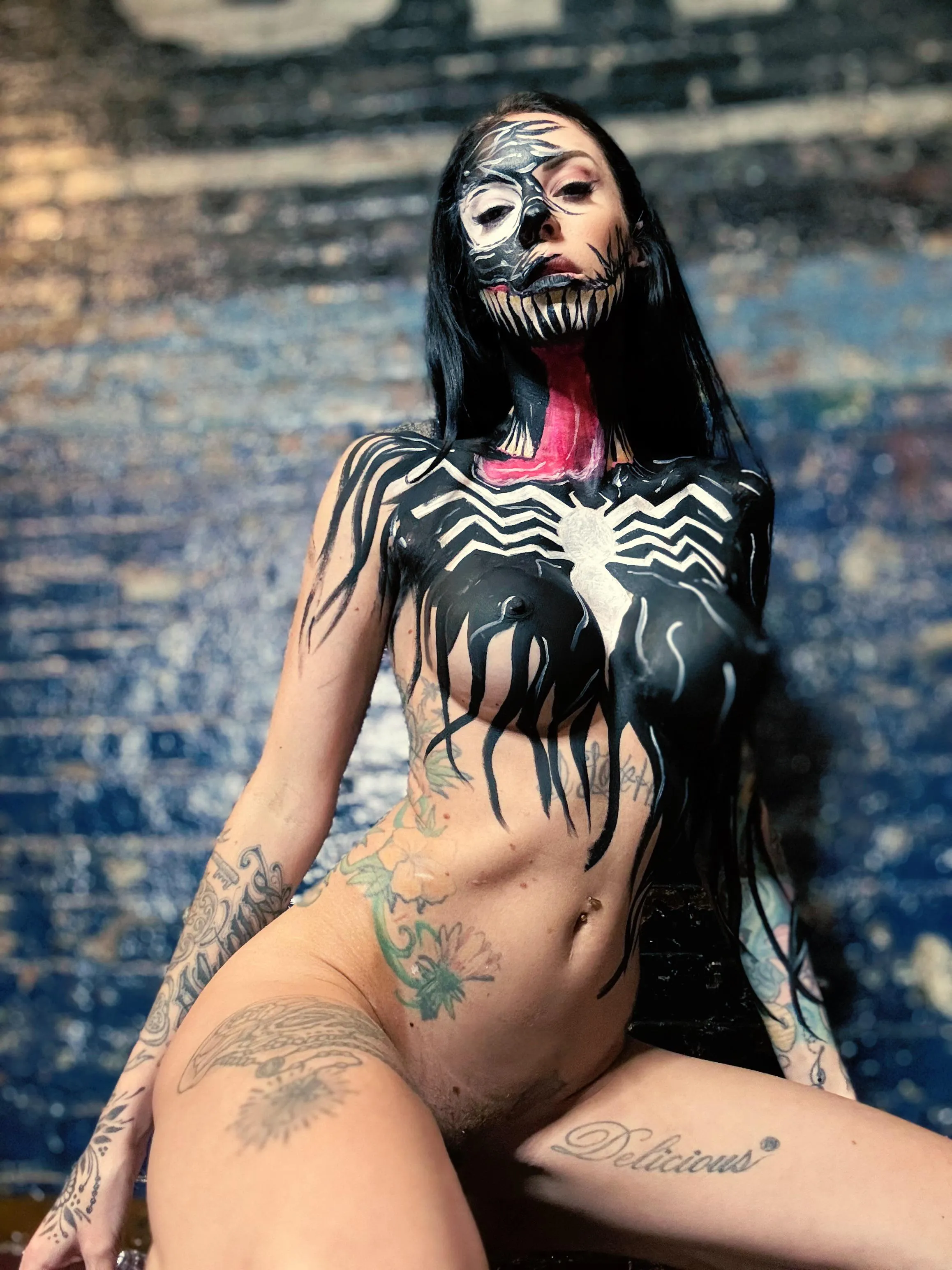 Venom by modeljenlynn