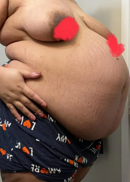 6 kids in under 6 years. A true breeding machine