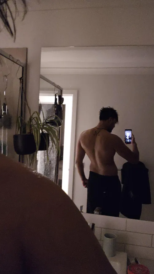 Any GIRLS free today?