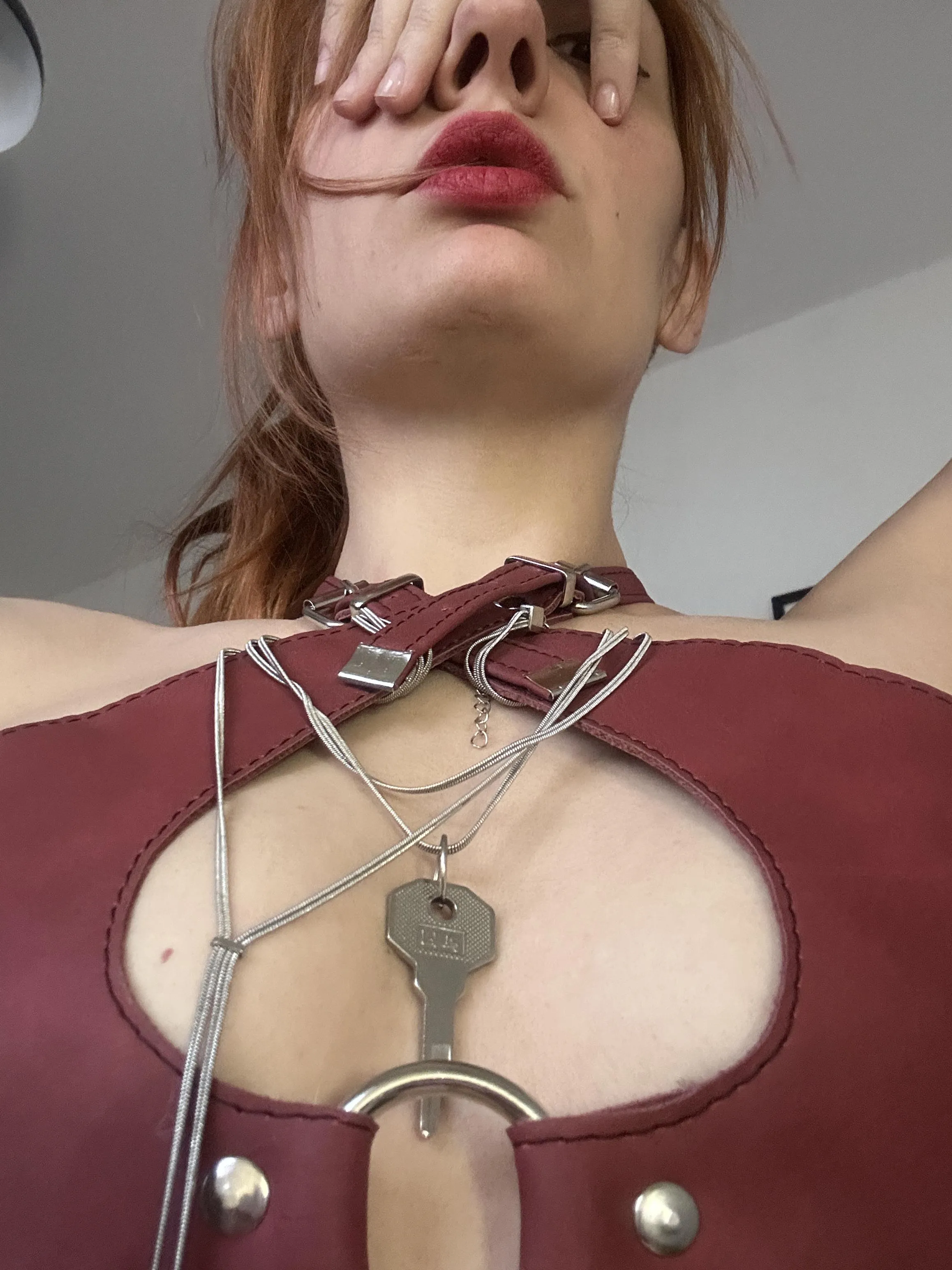 Big nostils bottom view