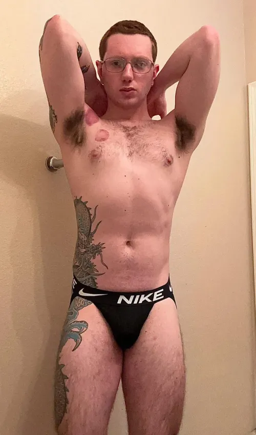 GET TO SNIFFING HOMIE 😈💪🏻