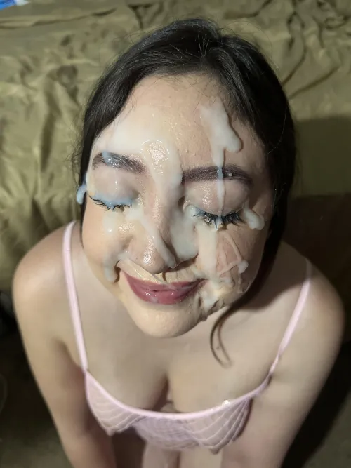 Giant cumshots make me happy