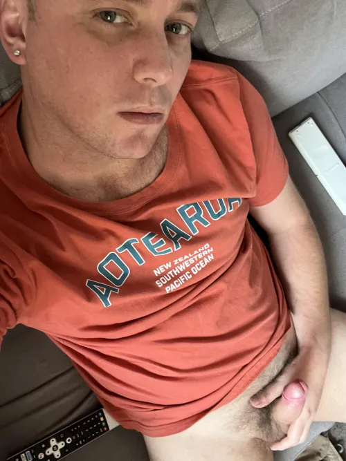 Hope this picture works 😶‍🌫️ 36 Gay From New Zealand what yeall upto?