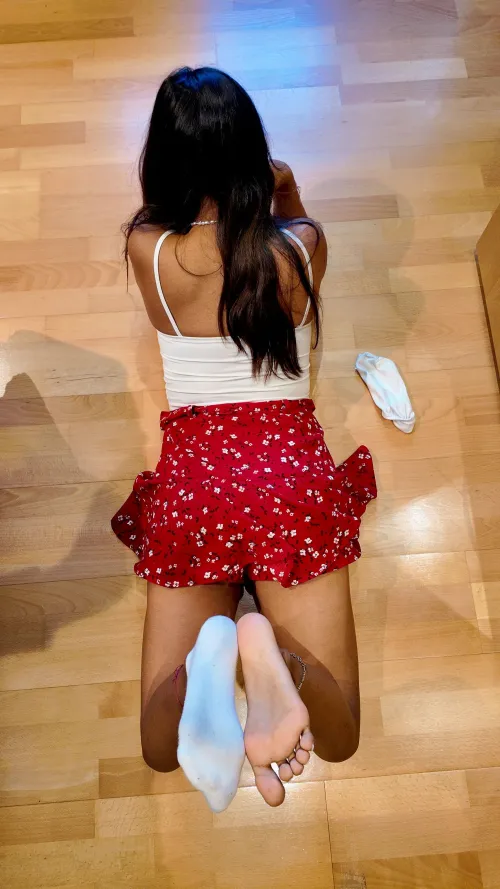 hot days and smelly socks