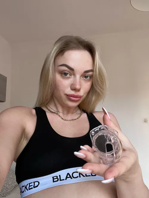 I bet this cage is too big for you, whiteboi