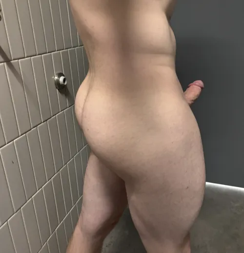 I can't get enough of this picture of my butt