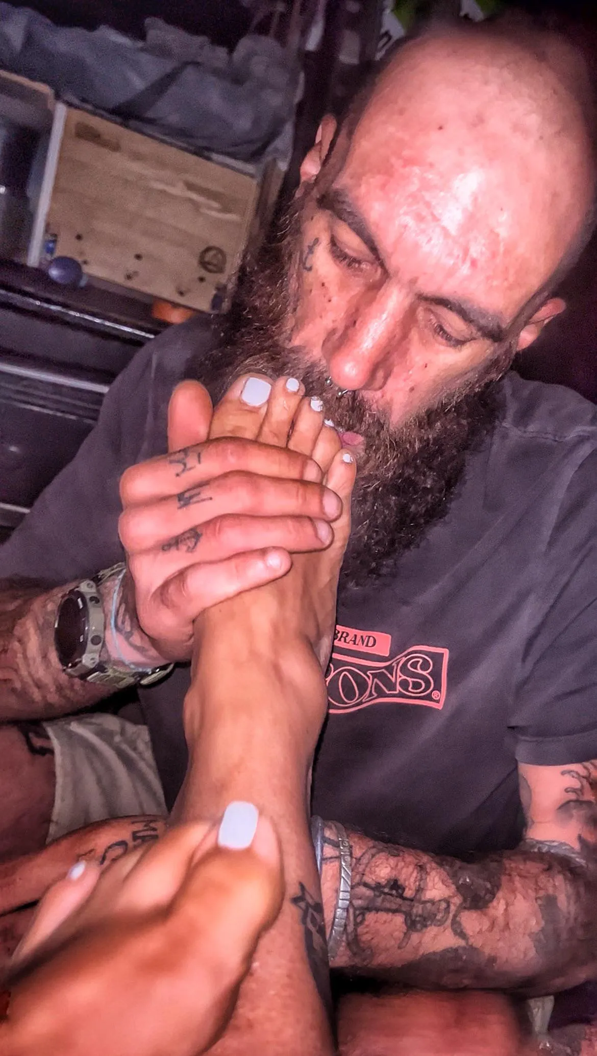 If he doesn't lick my feet I'll only get half horny