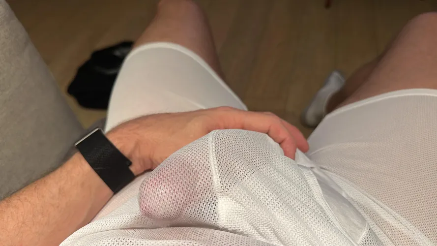 Looking for some priesthood bros to jerk off with