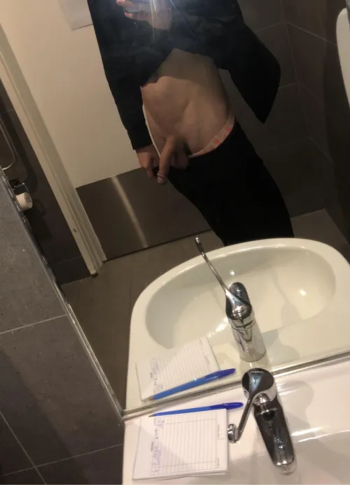 M25. Looking for F (Any Age)