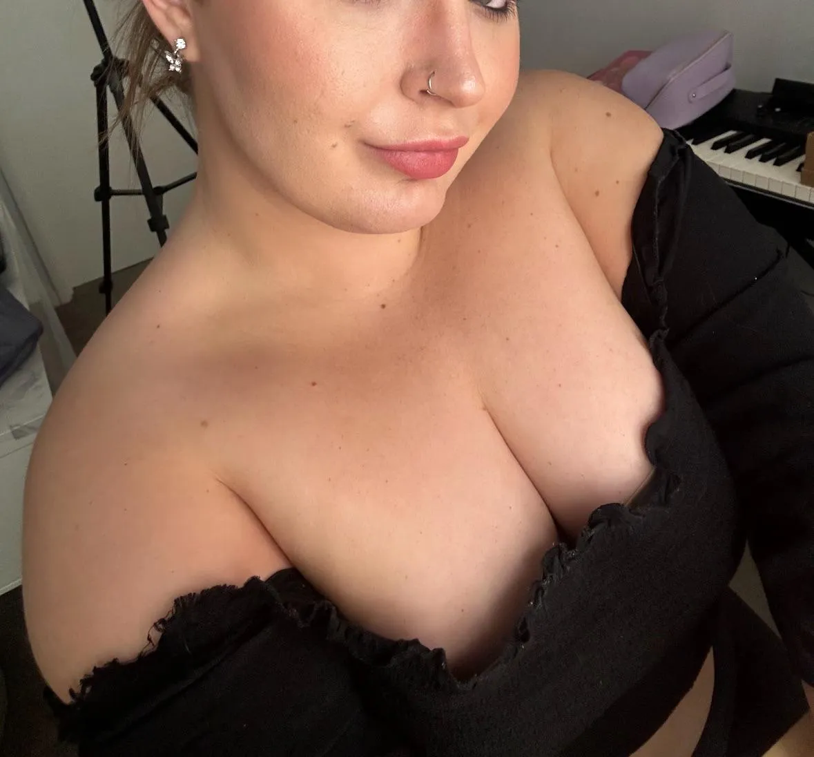 My titties are ready to be your target