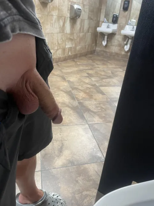 Pit stop at Lowe’s